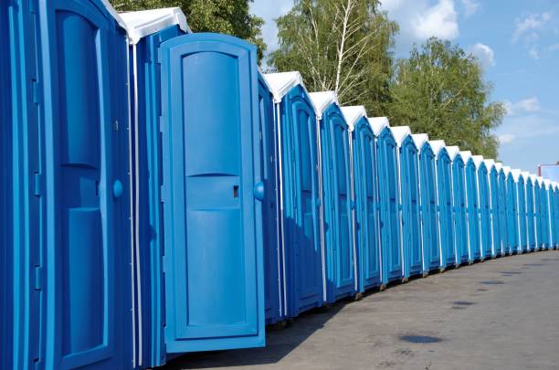 Best Portable restroom trailer rental  in Orangetree, FL